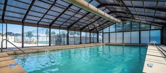 Clubhouse Bungalow - Community Amenities