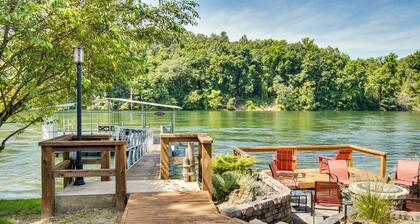Cotter Home w/ Direct Access to White River!