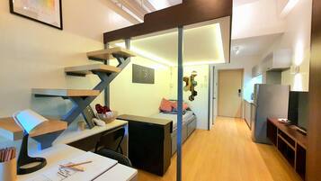 2 bedrooms, desk, iron/ironing board, free WiFi
