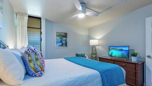 1 bedroom, iron/ironing board, WiFi (free), bed sheets