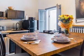 Apartment, Terrasse | Esszimmer