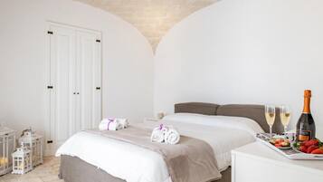 Bàn ủi/dụng cụ ủi quần áo, truy cập Internet không dây miễn phí