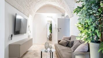 Apartment | Living area | 30-inch TV with digital channels