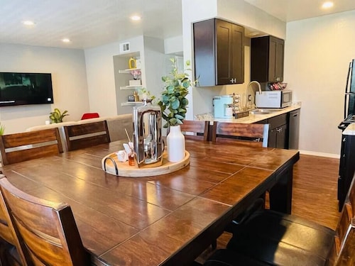 [SP 1145 - 2] New OU-2 bed 2 bath apartment close to OU