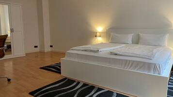 Standard-Apartment | 1 Schlafzimmer, Zimmersafe, Schreibtisch, laptopgeeigneter Arbeitsplatz