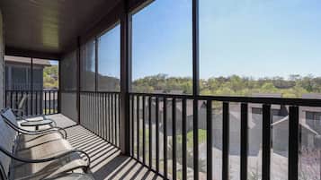 Resortwoning, meerdere bedden, balkon, uitzicht op tuin (Birdie Lane Beauty) | Terrein van de accommodatie