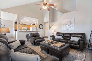 Townhome, Multiple Beds, Balcony, Garden View (Birdie Lane Beauty) | Living area | 42-inch flat-screen TV with digital channels - Birdie Lane Beauty - Golf, Pools, Gym, & More! (Branson West)