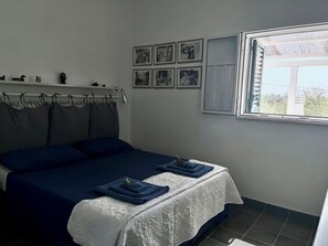 2 bedrooms, in-room safe, desk, iron/ironing board