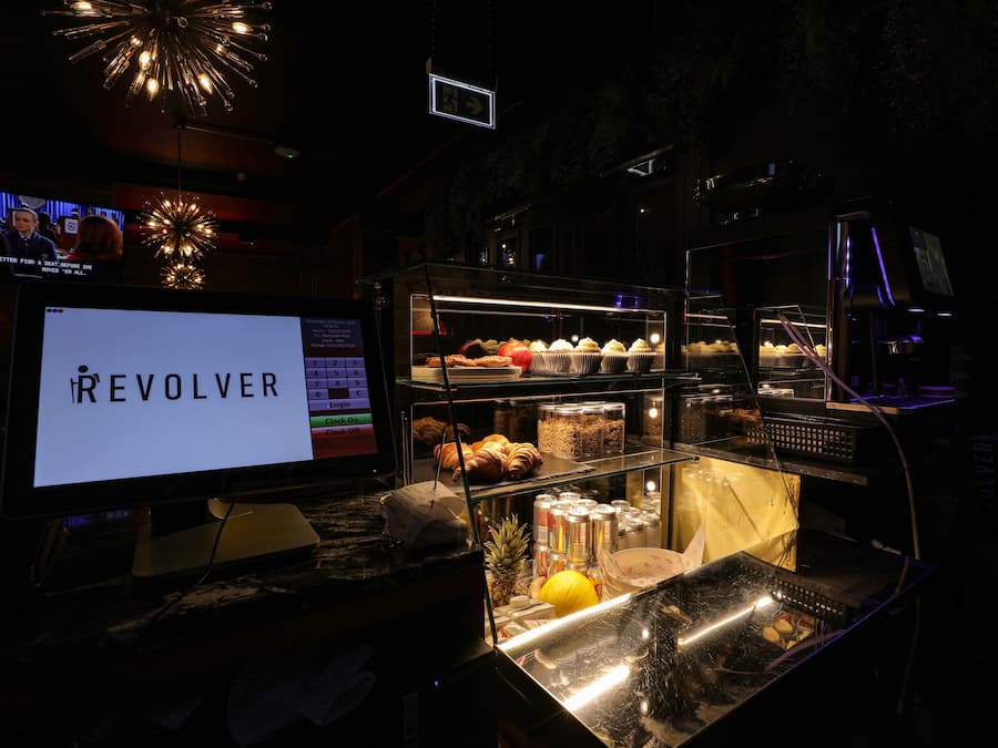 Daily to-go breakfast (GBP 6.95 per person)