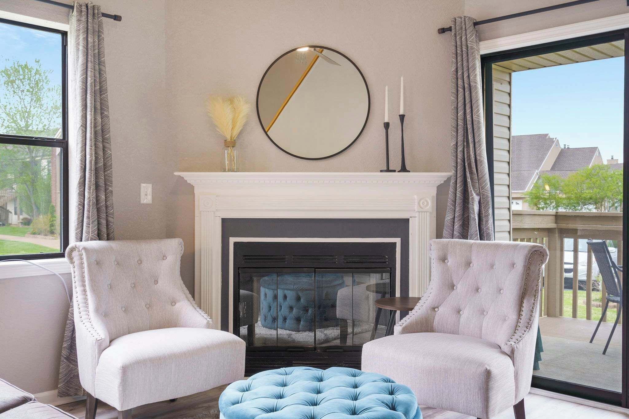 Kondominium, Beberapa Tempat Tidur, patio, pemandangan kebun (Highland Hideaway) | Area keluarga | Televisi layar datar 42-inci dengan saluran TV digital dan perapian