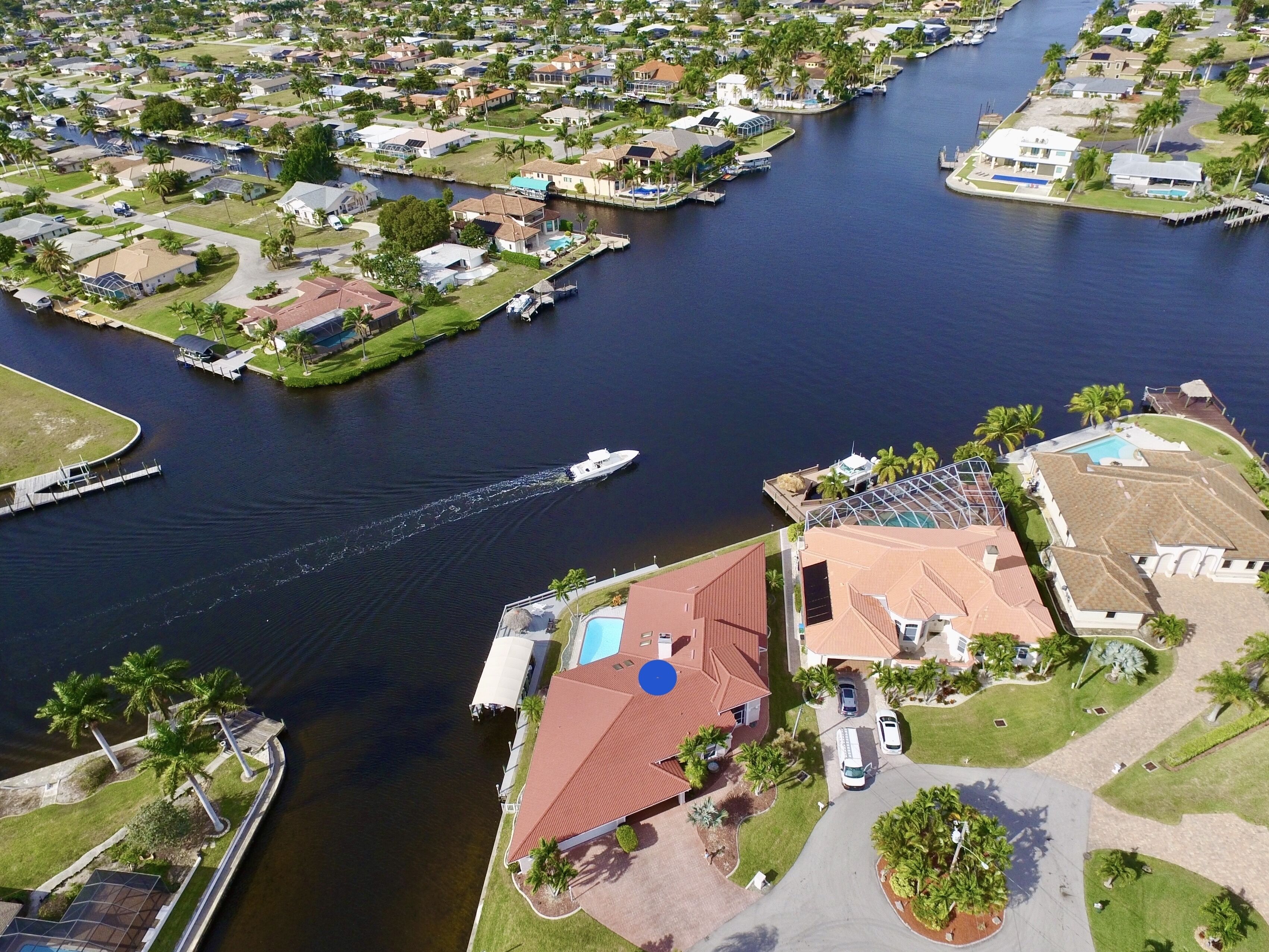 Villa Superior - great view with heated pool and spa, tiki hut & billard
