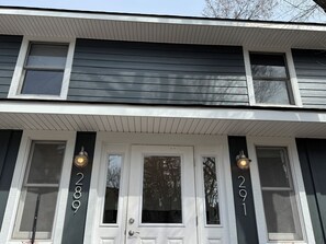 Exterior detail - Location, Location - Modern Waterhill Living (Ann Arbor)