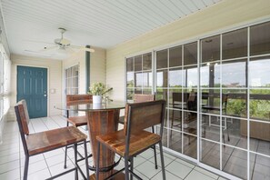 Condo, Multiple Beds, Kitchen, Garden View (Cityscape Memories) | Outdoor dining
