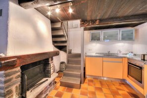 Family Chalet, 1 Bedroom, Mountainside (Rustico Caterina) | Private kitchenette | Fridge, oven, stovetop, coffee/tea maker