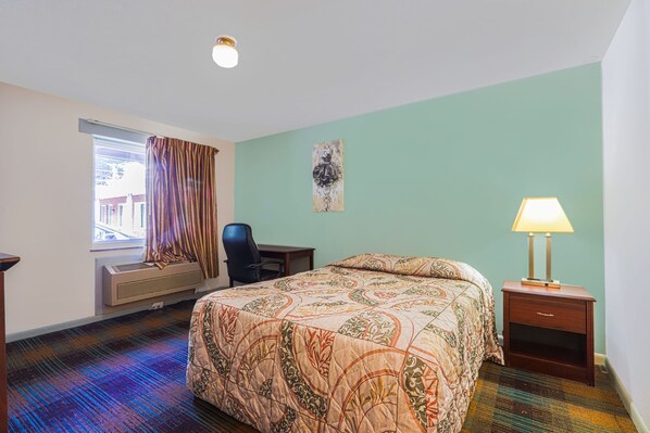 Schreibtisch, Bügeleisen/Bügelbrett, kostenloses WLAN, Bettwäsche