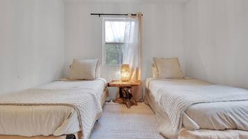 6 makuuhuonetta, ilmainen Wi-Fi, vuodevaatteet