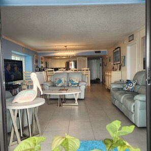 Smart TV, fireplace, printers