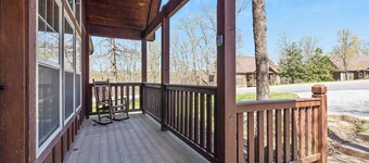 Fox Hollow Family Lodge