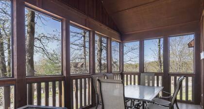 Fox Hollow Family Lodge