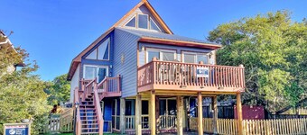 SeaClusion I:  Two-story vacation rental duplex