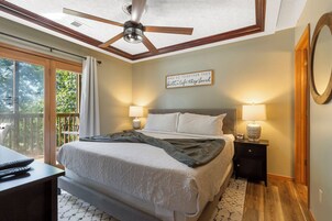 Apartamento, varias camas, cocina | 2 dormitorios, decoración individual, mobiliario individual