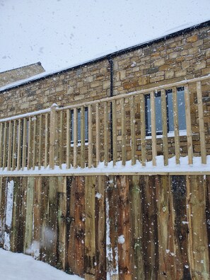 Exterior - Stone built cottage, comfortably sleeps up to 6.<br> <br>Ideal for holiday makers who love to explore! (Morpeth)