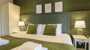 1 bedroom, individually decorated, individually furnished, free WiFi