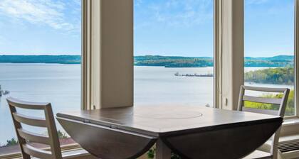 Happy Place Condo - Stunning Table Rock Lake Views