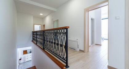 Pool Villa Luxoria Trebesin