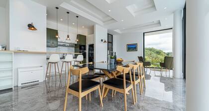 Pool Villa Luxoria Trebesin