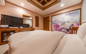 Room (Premium B (Netflix Available with Per) | 1 bedroom, free WiFi, bed sheets - (Chuncheon)