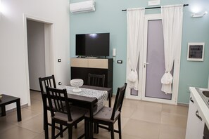 Dining - RVII-Lory prestigious area: Court, c.so Italia (Catania)