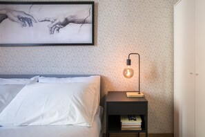 1 chambre, fer et planche à repasser, Wi-Fi gratuit, draps fournis