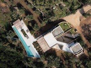 Exterior - Newly built stunning villa with 30 m long swimming pool and access to the beach. (Πεντάτι)