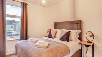 3 bedrooms, free WiFi, bed sheets