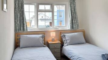 2 bedrooms, free WiFi, bed sheets