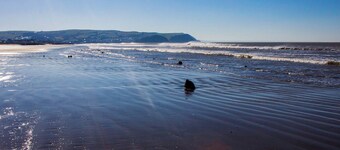 2 bedroom accommodation in Borth, near Aberystwyth