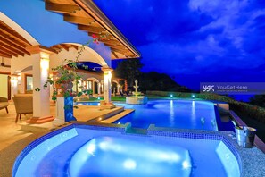 Piscine extérieure