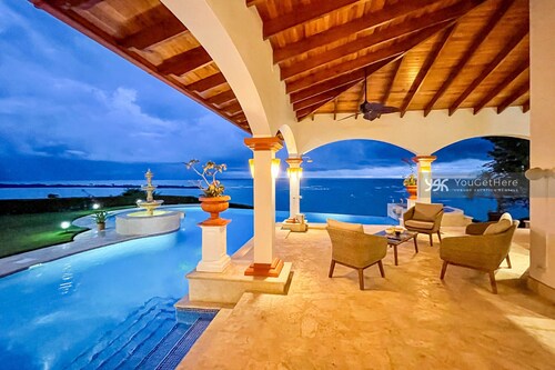 Introductory Rates !!! Awesome Panoramic Views, Luxury & Comfortable Villa 