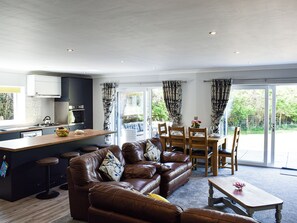 Living area - Grange Garth Cottage (Naburn, near York)
