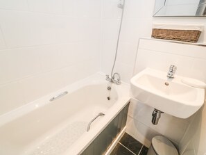 Cottage | Bathroom | Shower - Rose Bank Cottage (Penzance)