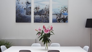 Unclassified image, 5 of 33, button - The Old Coach House, Luxury Harbourside Apartment (Bristol)