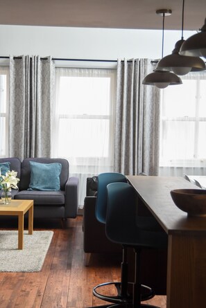 Luxury Apartment, Private Bathroom, Harbour View | Interior - The Old Coach House, Luxury Harbourside Apartment (Bristol)