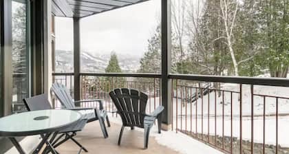 The Outlook over Lac -Tremblant by Instant Suites