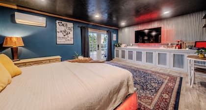 Little Hollywood Hideout - A Movie Theater Experience