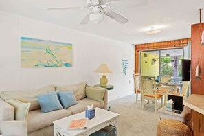 Televisión y oficina 