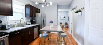 Modern 2BR/ Close to Boston with a lovely outdoor space