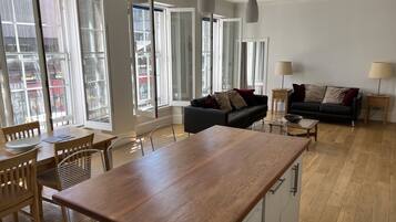 Apartment | Living room