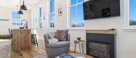 Televisión, oficina