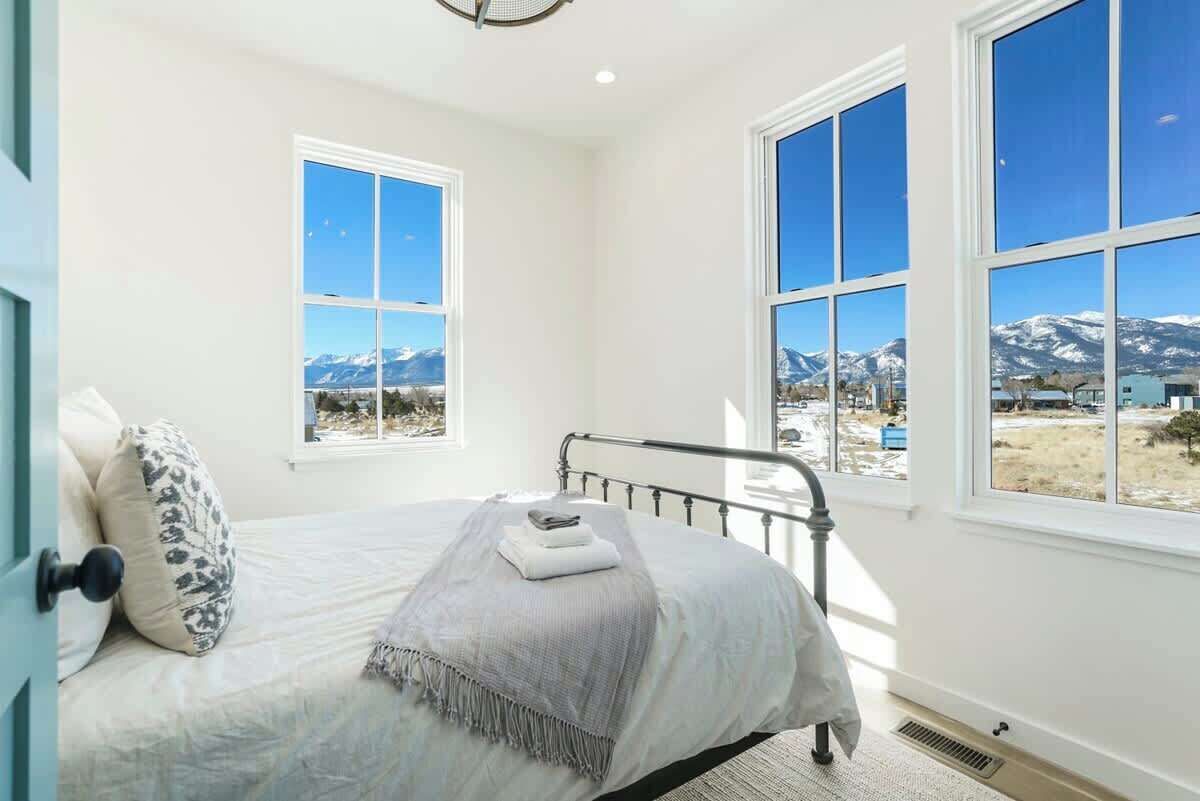 2 bedrooms, iron/ironing board, travel crib, WiFi